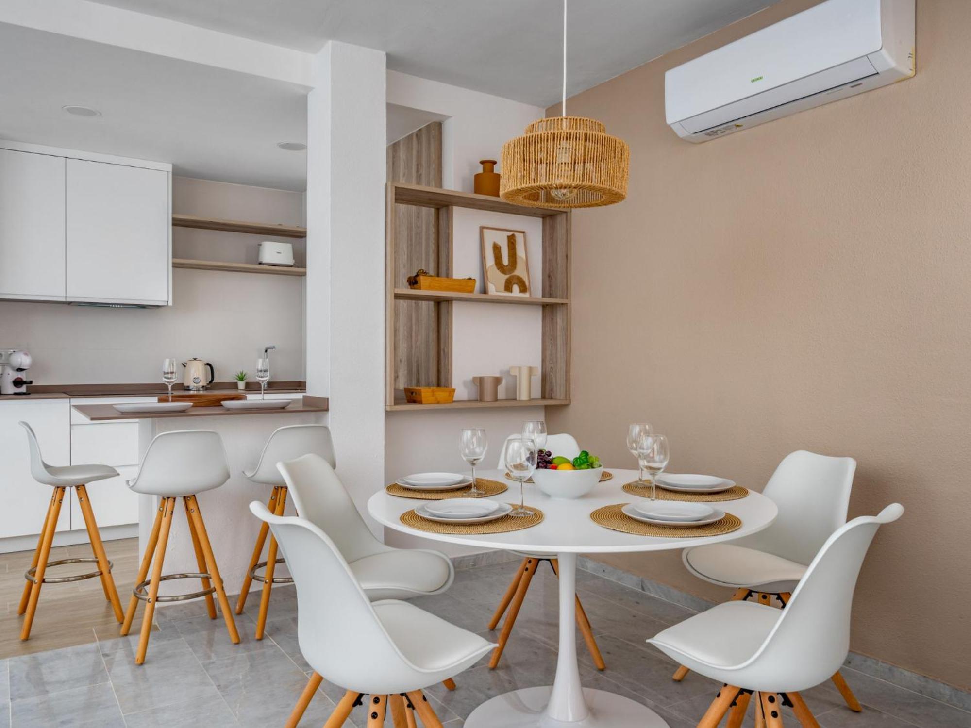 Atico Pelicanos By Interhome Manilva